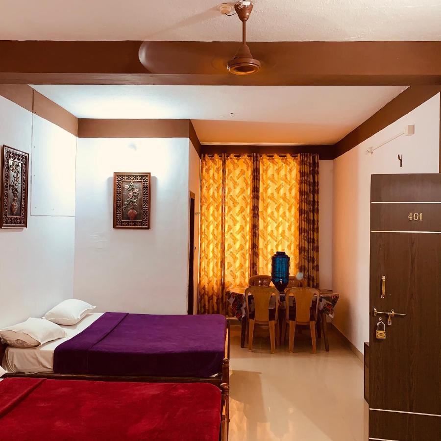 Hotel caveri inn Madikeri Esterno foto