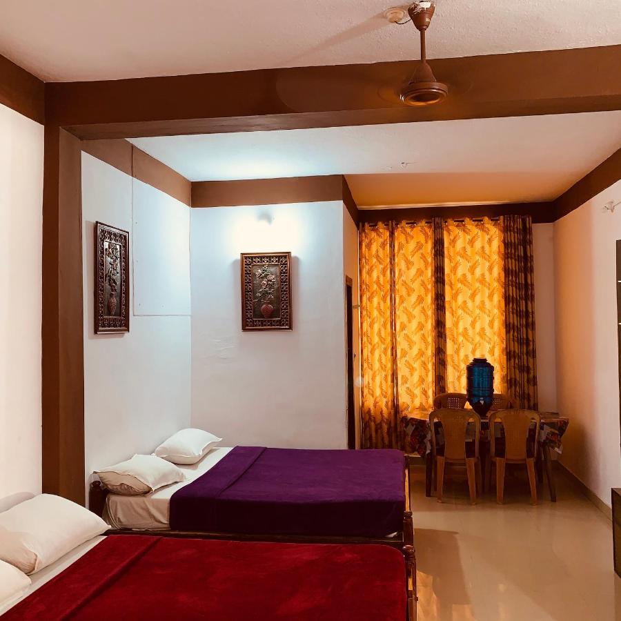 Hotel caveri inn Madikeri Esterno foto
