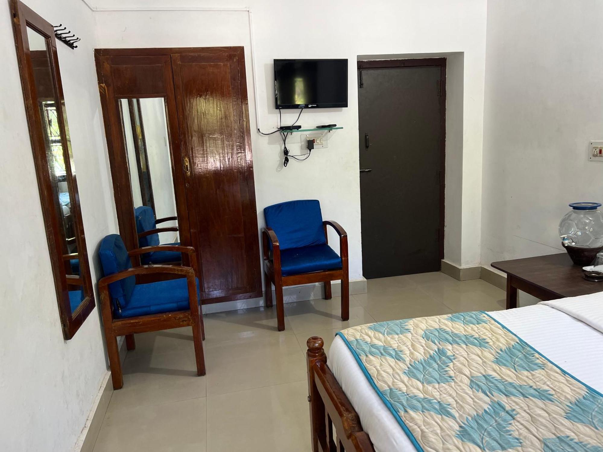 Hotel caveri inn Madikeri Esterno foto