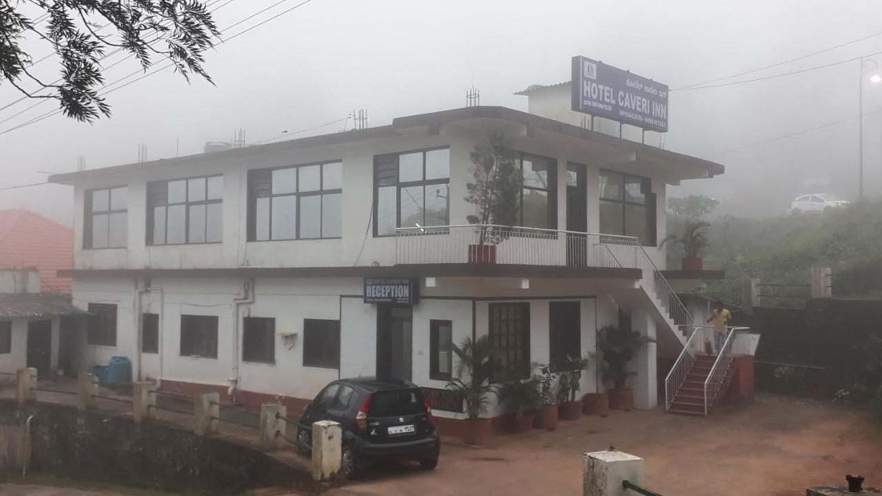 Hotel caveri inn Madikeri Esterno foto